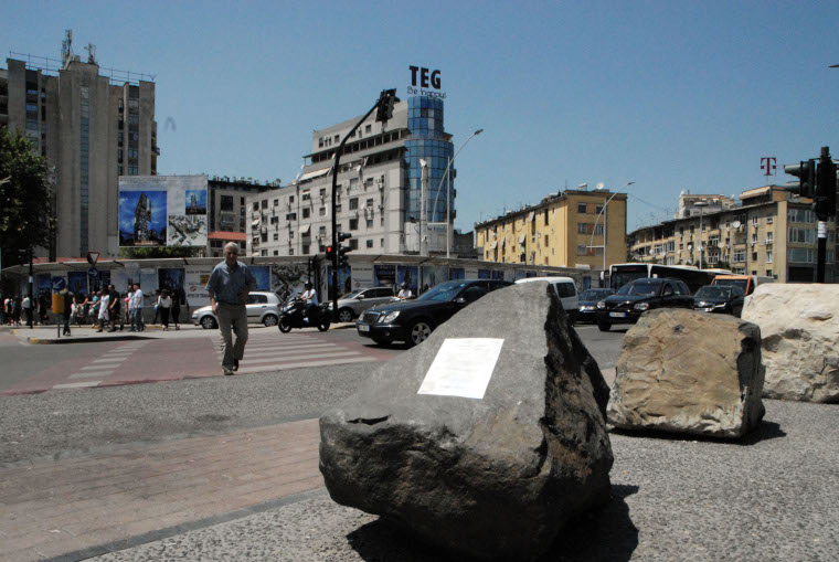 Underground movement, The sack of Tirana